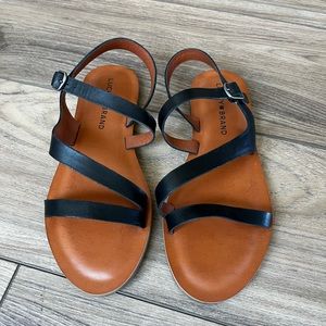 Lucky Brand Black Alexcia size 5.5 Sandals NWT